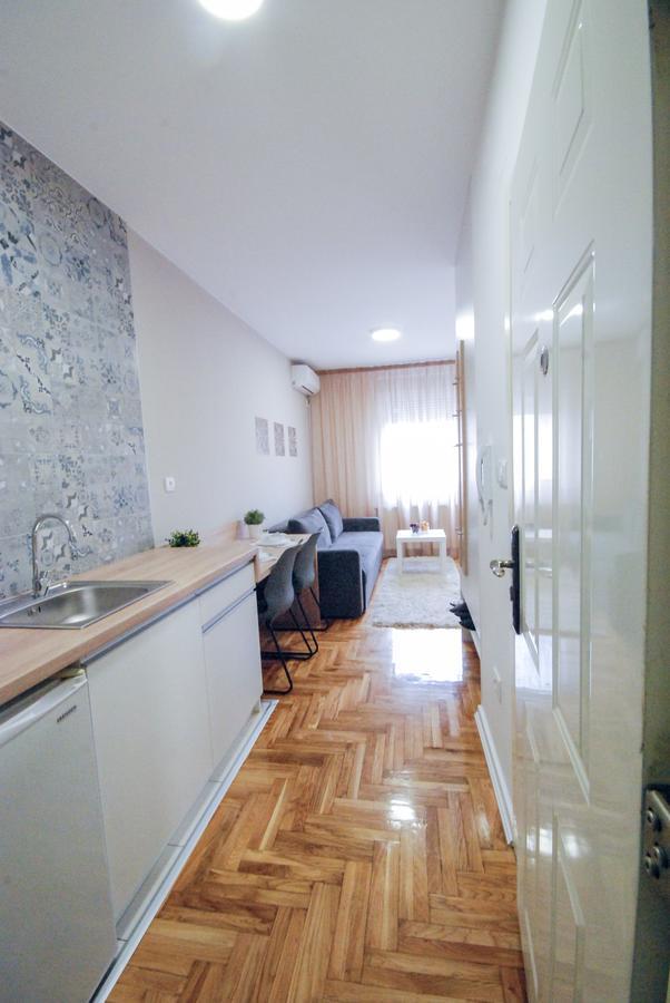Tiara Apartment 2 Novi Sad Extérieur photo