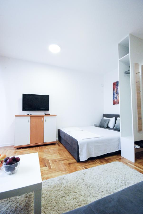 Tiara Apartment 2 Novi Sad Extérieur photo
